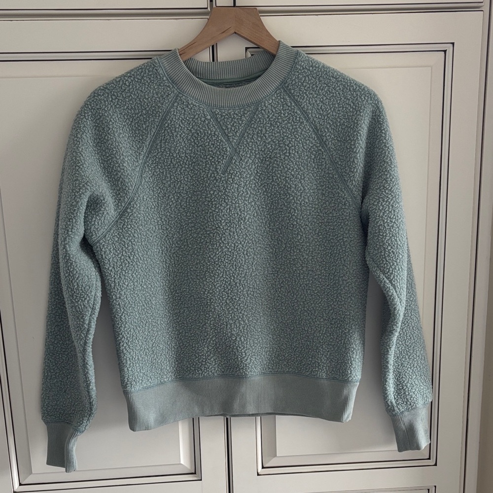 Everlane Renew‎ Sherpa Fleece Crewneck Sweatshirt Seafoam Green Women’s Size XS